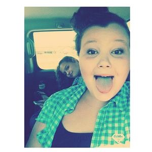 Meet your Posher, Mallory