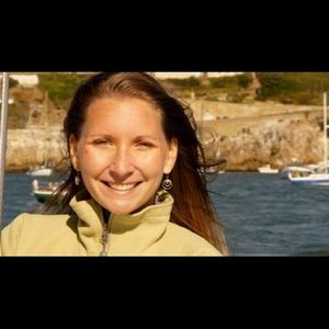 Meet your Posher, Angie