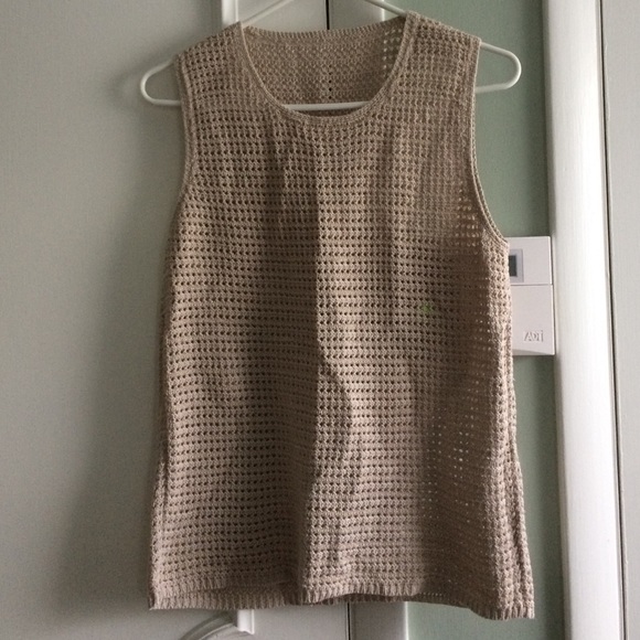Tank top sweater