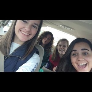 Meet your Posher, Hannah