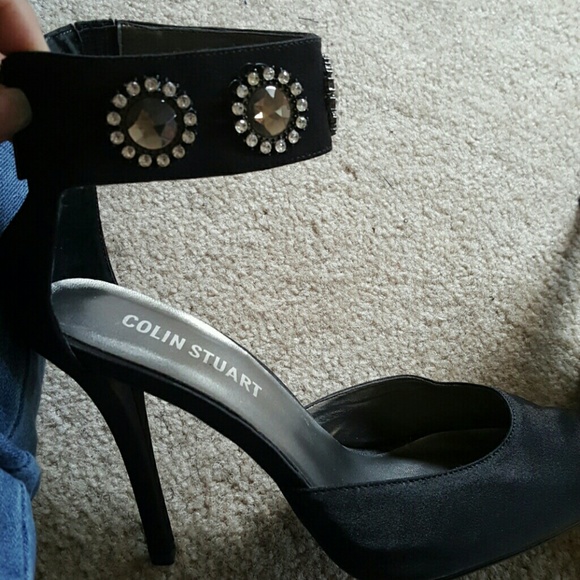 Black Dress Heels - Picture 2 of 3