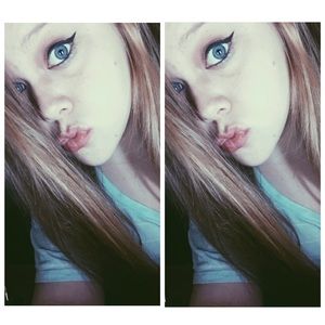 Meet your Posher, Abbey