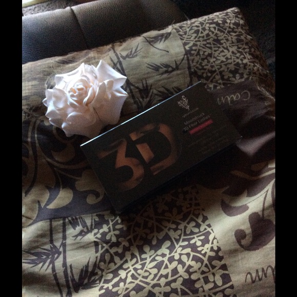 💥Younique 3D Lashes💥