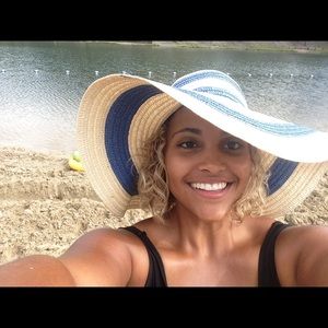 Meet your Posher, Jamielee