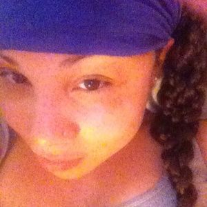 Meet your Posher, Candice