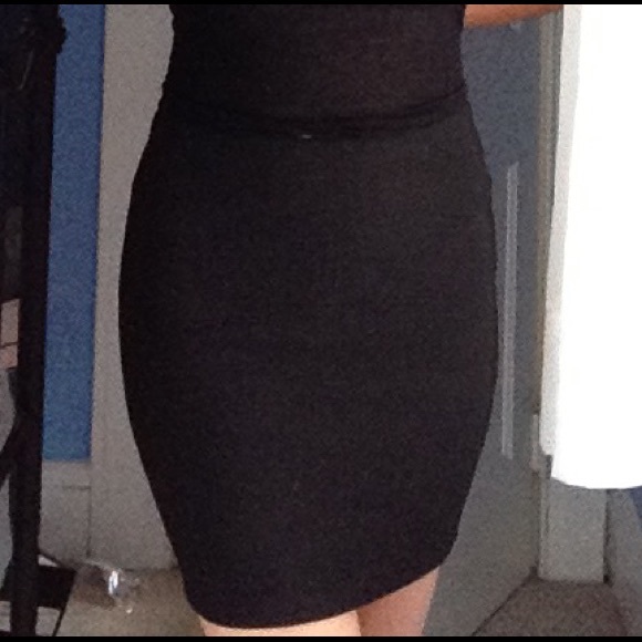 NW F21 PENCIL SKIRT