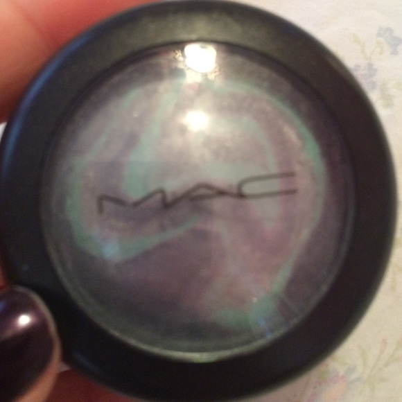 MAC | Mineralize Eye Shadow Bright Moon LE