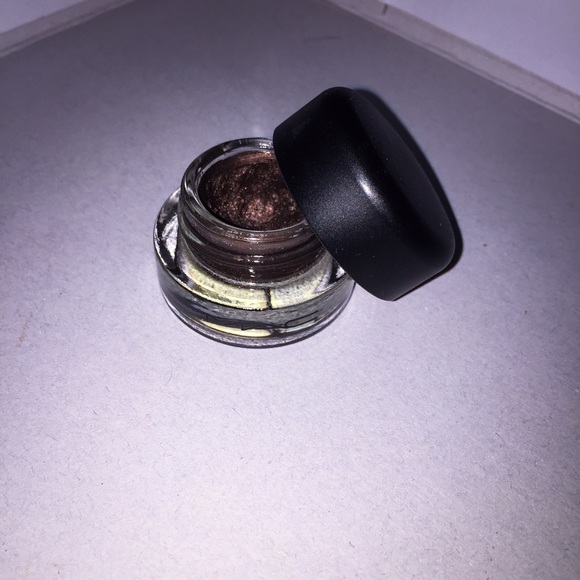 MAC Cosmetics Fluidline Gel Eyeliner-Graphic Brown