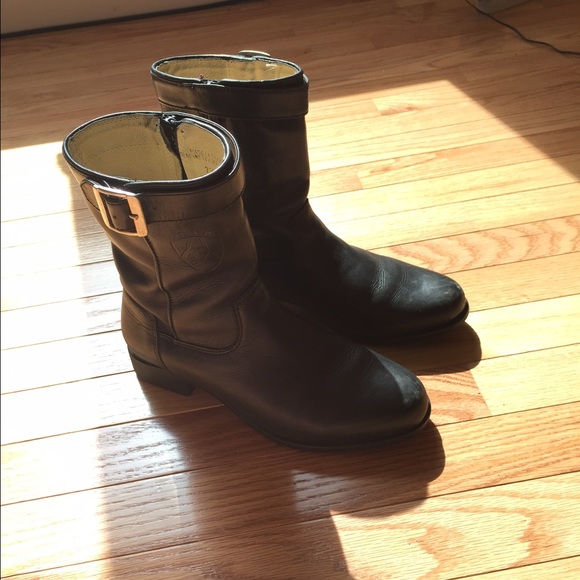 Genuine Ariat size 7 1/2 boots