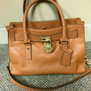 Michael Kors tote