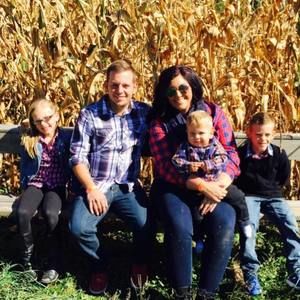 Meet your Posher, Kasey