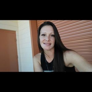 Meet your Posher, Alexandra