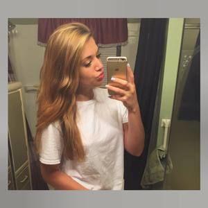 Meet your Posher, Brittany