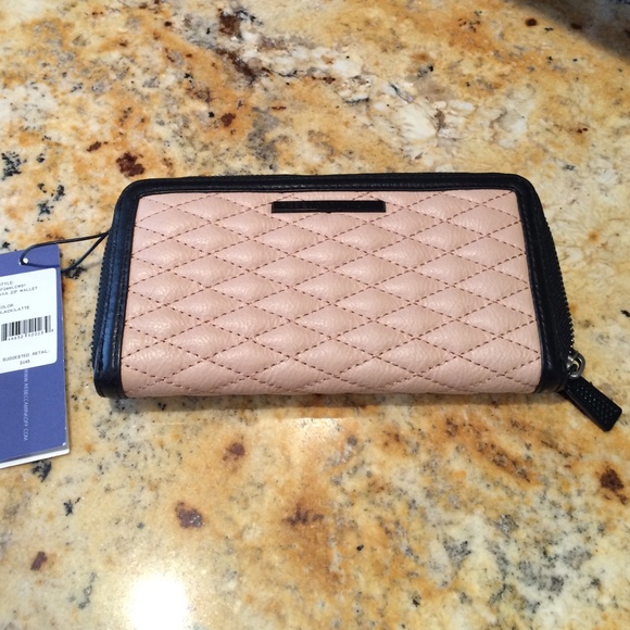 🎉HOST PICK🎉Rebecca Minkoff wallet - Picture 2 of 4