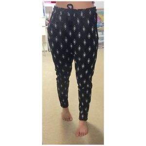 NWOT ✨ H&M Print Joggers/Harem Pants