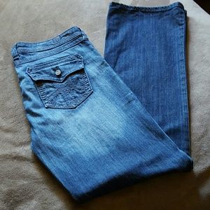 KUT jeans NWOT. Medium wash, inseam long