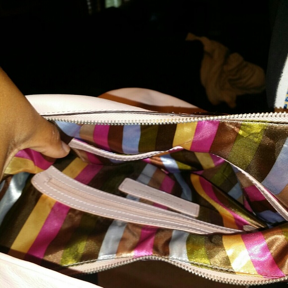 Handbag - Picture 4 of 4