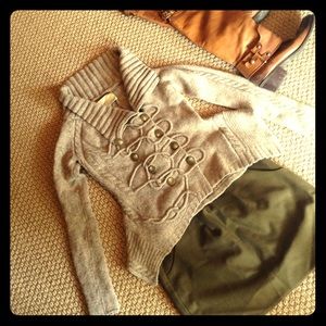 ✨🎉Host Pick🎉 ✨ Anthropologie peplum sweater