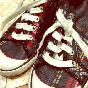 Coach low rise tennis shoes - used