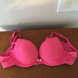 VICTORIAS SECRET PUSH UP BRA ANGELS
