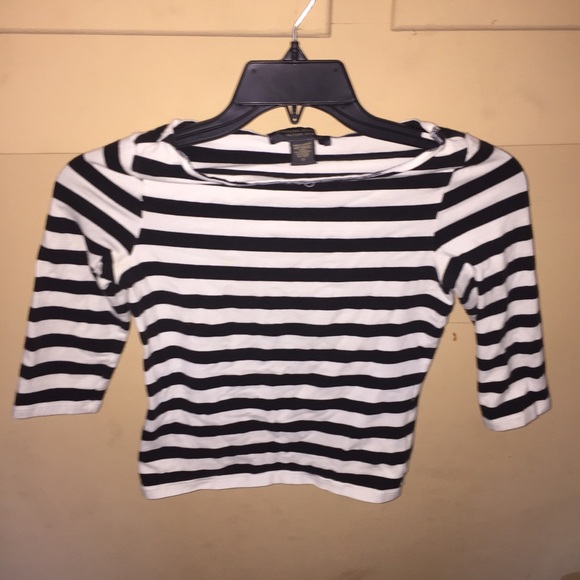 3/4 sleeve shirt
