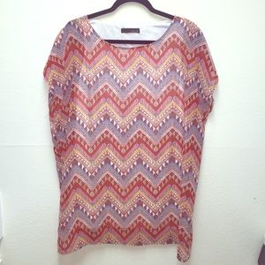 Printed tunic. Size medium. With lining