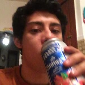 Meet your Posher, Mikee