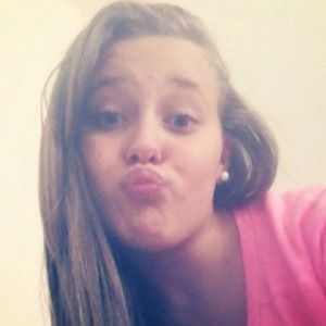 Meet your Posher, Raeanna