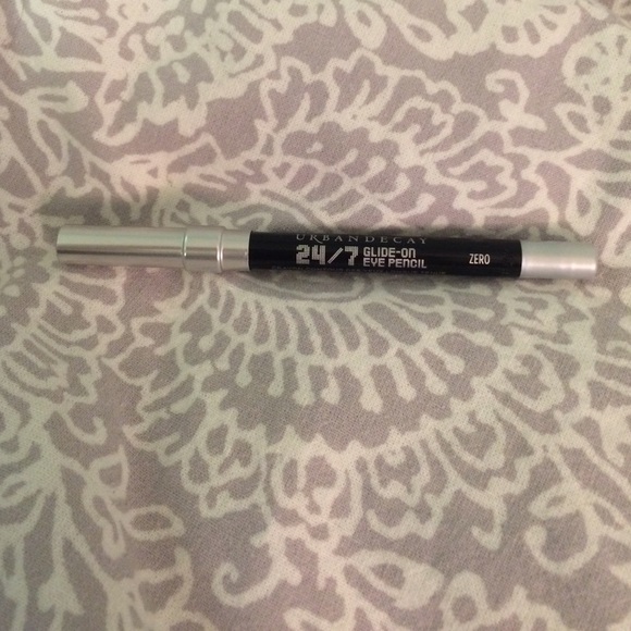 24/7 Glide Ok Eyeliner in Zero urban decay
