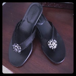 New!! Lindsay Phillips interchangeable strap shoe.