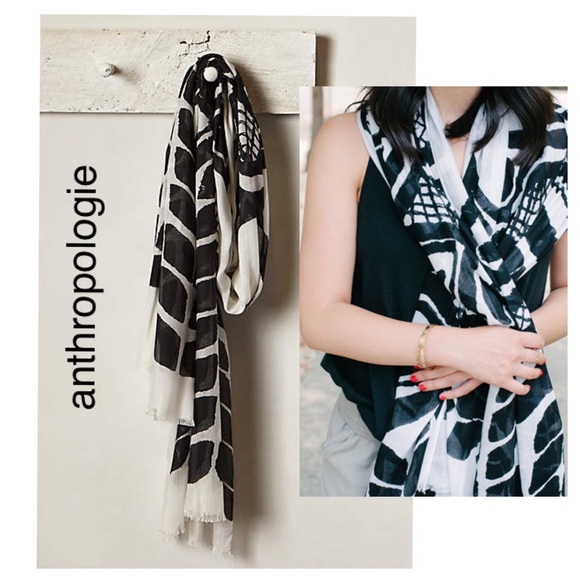 *Very large* Anthropologie scarf wrap
