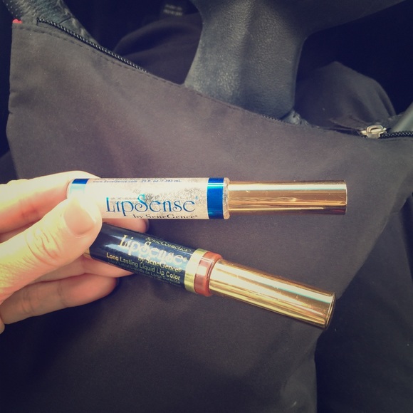 Lipsense