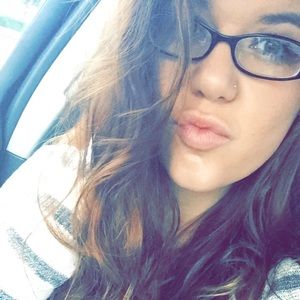 Meet your Posher, Deanna