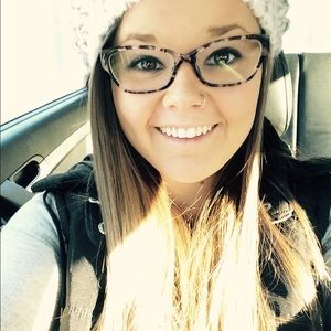 Meet your Posher, Allie