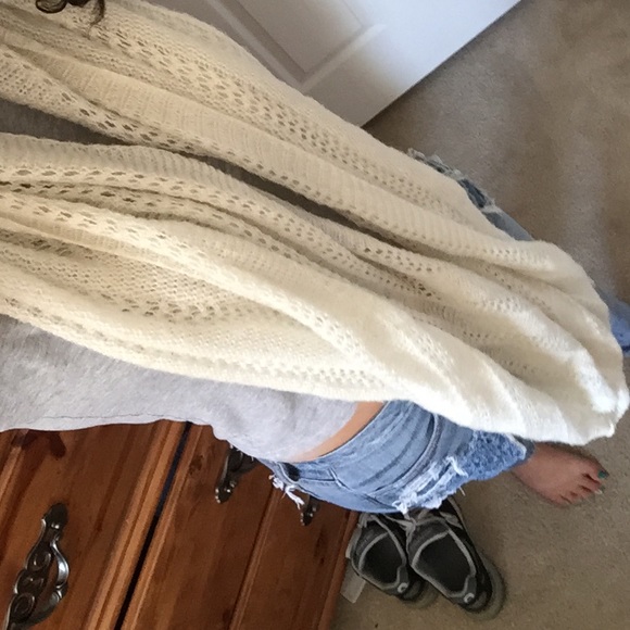 Knitted infinity scarf