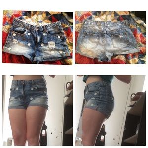 High wasted shorts