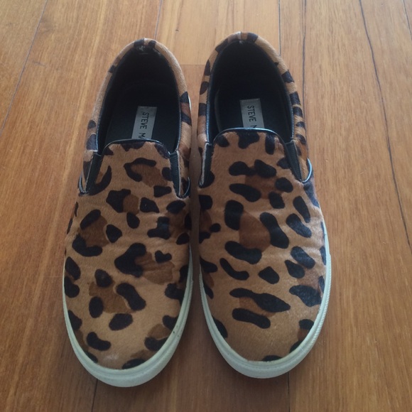 Steve Madden slippers 6.5 leopard calf fur sneaker