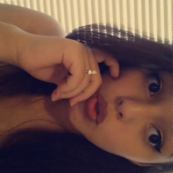 Meet your Posher, Anna - Picture 1 of 1