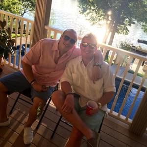 Meet your Posher, Taylor