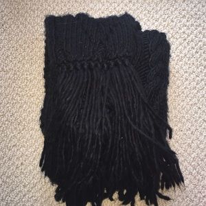 Black Cable Knit Scarf