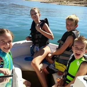 Meet your Posher, Ethan