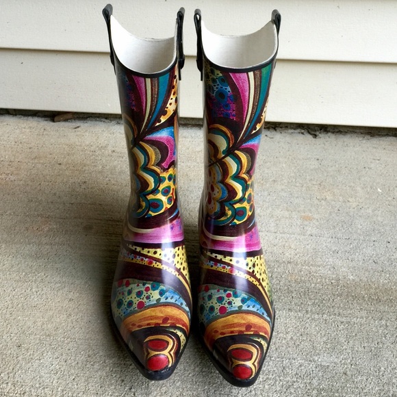 Corkys Rainboots! ☔️