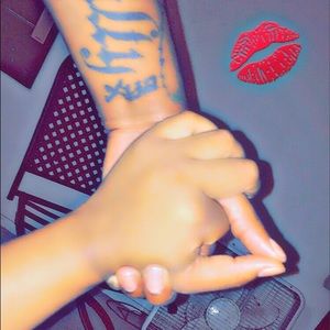 Meet your Posher, Candace