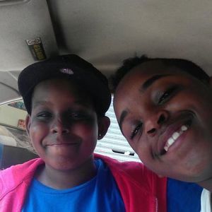 Meet your Posher, Max