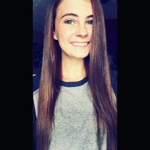 Meet your Posher, Baylee