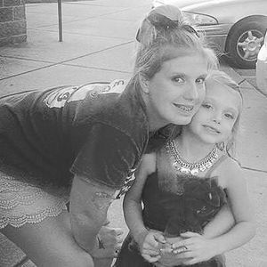 Meet your Posher, Crystal