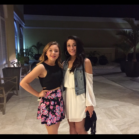 Meet your Posher, Gina