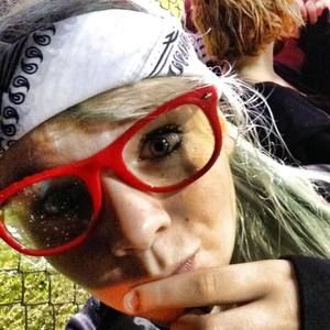 Meet your Posher, Adriane