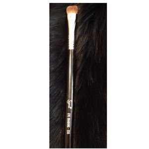 Sigma e55 eye shading brush