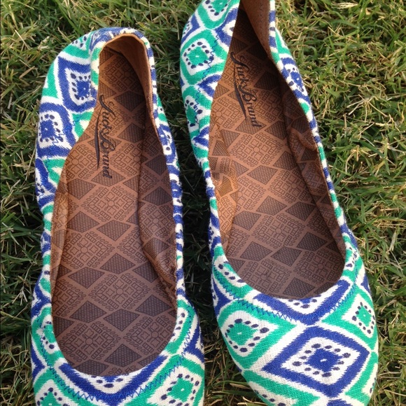 Lucky brand Aztec print flats - Picture 2 of 4